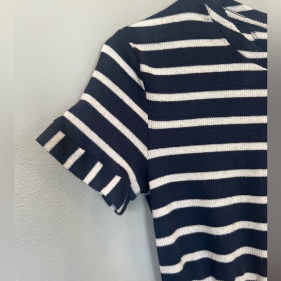 TOMMY HILFIGER girls striped short sleeve blue&white dress/size 7 (S/P/CH) - Picture 8 of 10